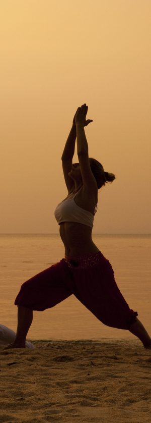 Frau in Meditationspose